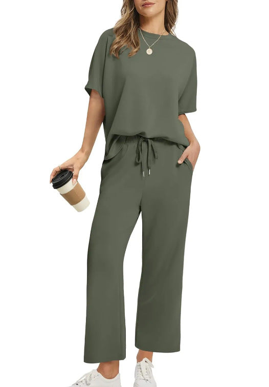 Women’s Two-Piece Set with Short-Sleeve Top and Wide-Leg 10